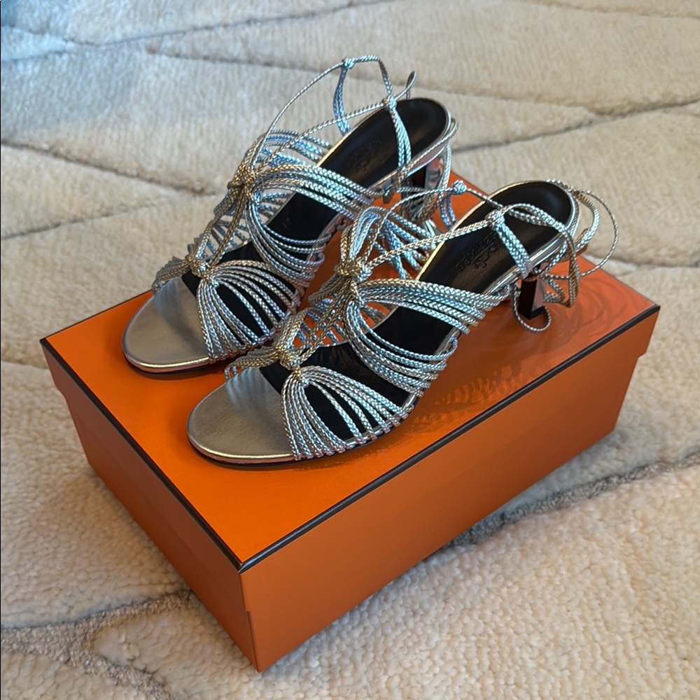 NWT - Hermes - Karma Sandal - Silver & Champagne - 70mm - Size 38